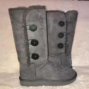 Women’s Bailey Button triplet ll- size 6